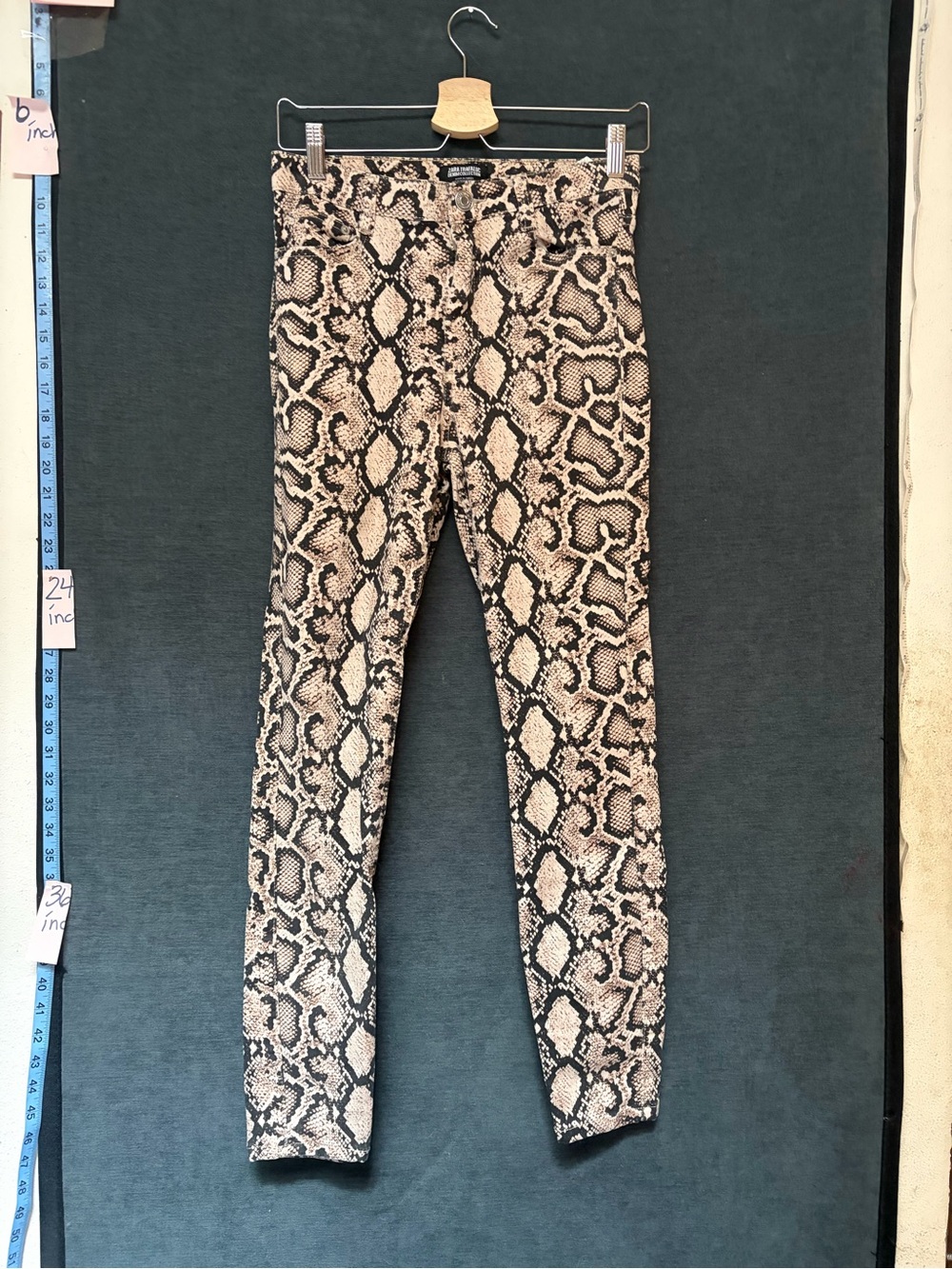 Zara Snake-Print Skinny Jeans in Beige and Black